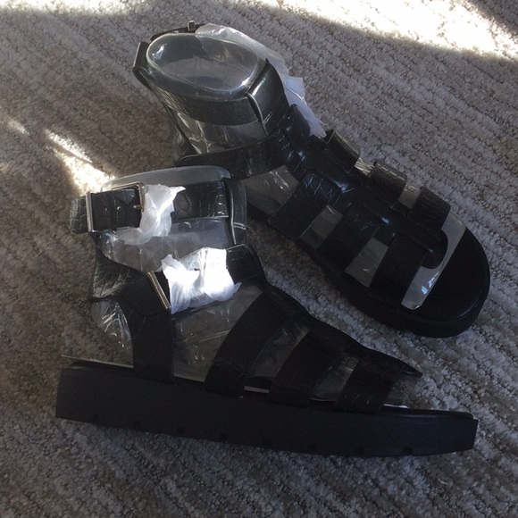 New Aldo Gladiator sandal - Picture 2 of 5